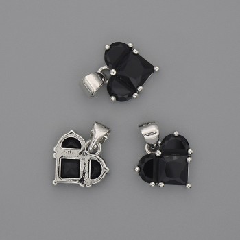 Přívěšek Srdce s černými krystaly 12×12 mm, délka cca 17 mm, stříbrný kov