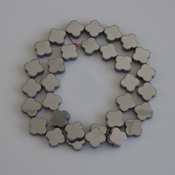 Korálky hematitu ve tvaru čtyřlístku 12×12 mm na niti, délka 40 cm+