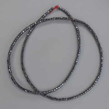Korálky hematitu ve tvaru čtverců 2×2 mm na niti, délka 40 cm
