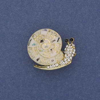 Brož Šnek z haliotis s bílými štrasovými kamínky