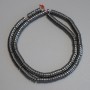Korálky hematitu rondel 5×2 mm +- na niti, délka cca 40 cm