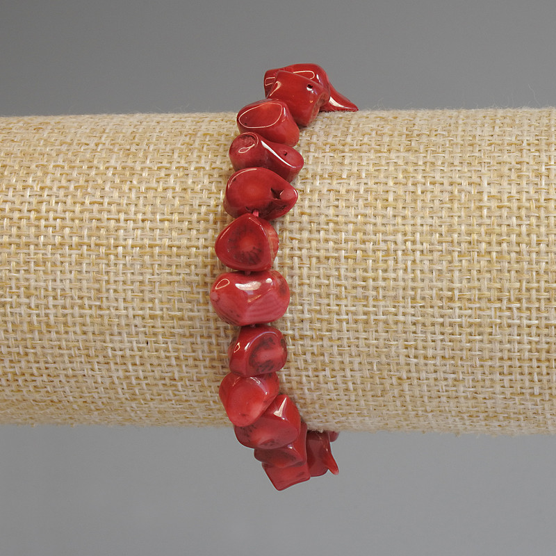 Náramek z korálu, broušené korálky 6–9×4–7 mm, délka 18 cm, elastický