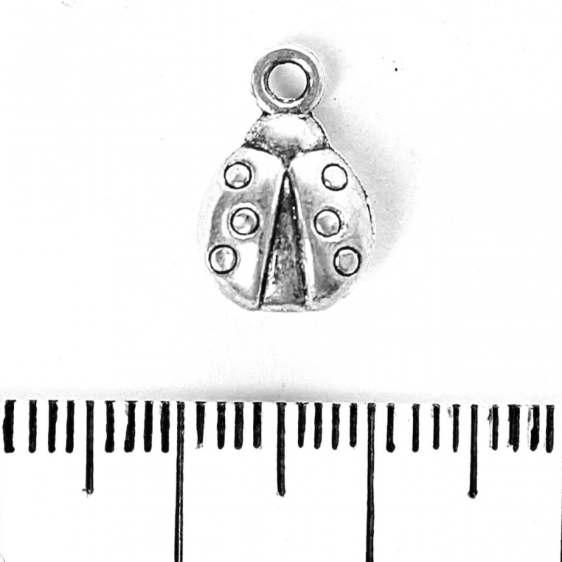 Přívěšek ve tvaru Boží berušky 14×9 mm, balení 20 g ±14 ks