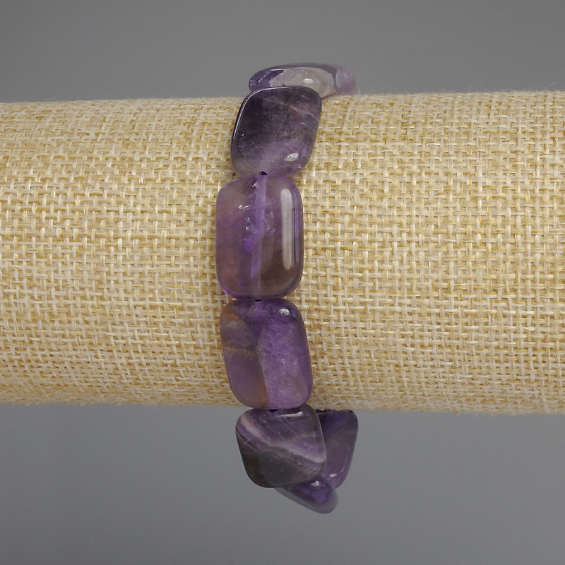 Náramek z ametystu s pravoúhlými články, průměr 18×13 mm, délka 18 cm (+/-), strečový