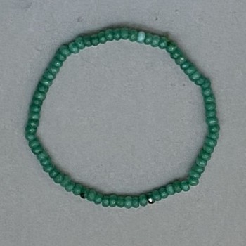 Náramek z chrysoprasu (kusový) broušený rondel 4×2 mm, délka 18 mm, elastický