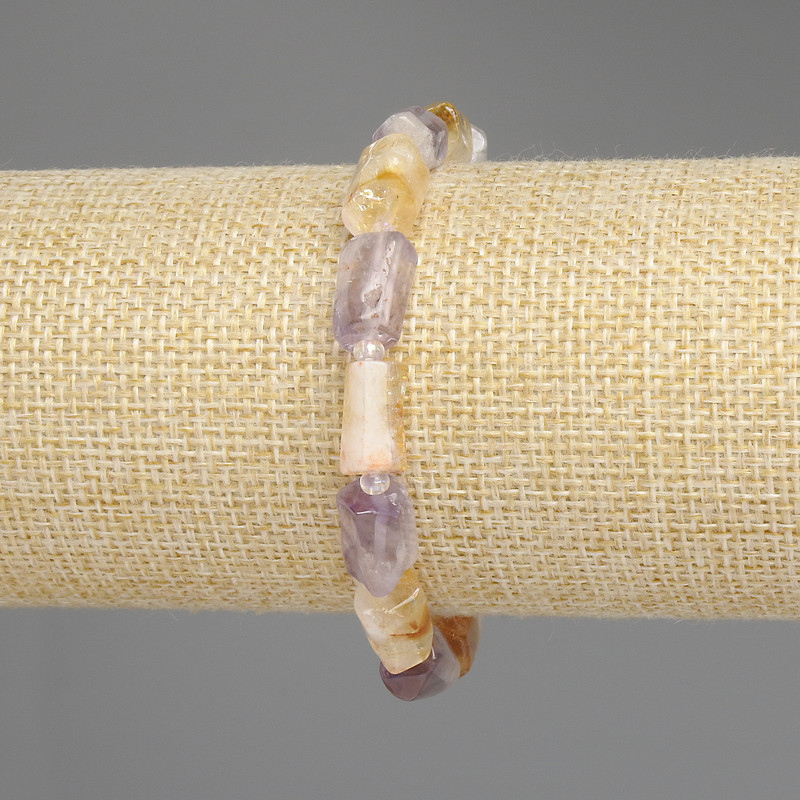 Náramek z ametritu, brusovaný, průměr 10×6 mm ±, 3 mm korálky ±, délka 18 cm ±, elastický