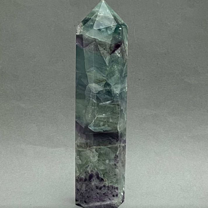 Suvenýrská tužka z fluorit 16 × 4 cm ± hmotnost 426 g