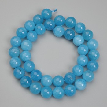 Korálky z akvamarínu – hladká kulička, průměr 10,5 mm, délka 38 cm, navlečené na niti