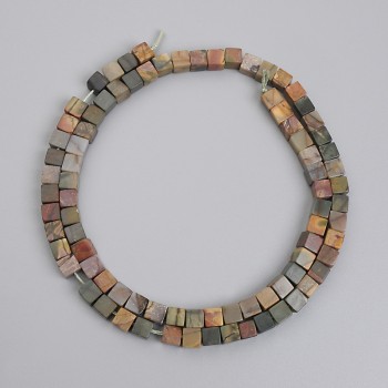 Kubické korálky Jaspis Picasso, rozměr 4,5×4,5 mm, na niti, délka 39 cm+