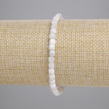 Браслет Адуляр гранований кубик 4х4мм+-, довжина 18см+- стрейч