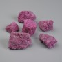 Přírodní nezpracovaný rubín korund, průměr 29-34×16-25×13-18 mm +- (assortment velikostí) (Cena za 100 g)