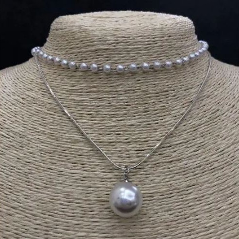 Dvojitý perlový čoker na krk (akryl) korálka 'kulička', průměr 14 mm, délka 32–38 cm, šedý kov