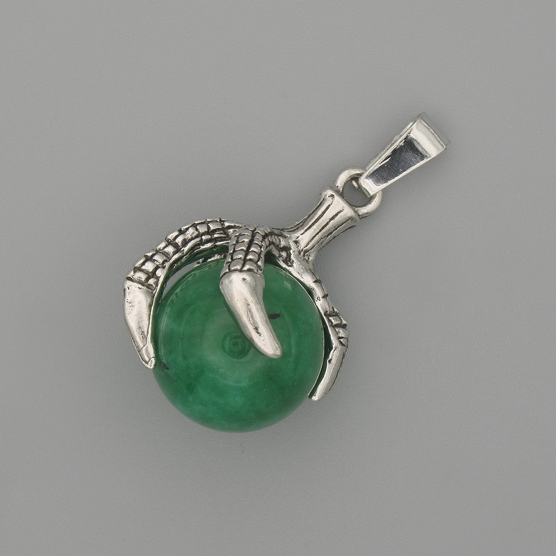 Přívěšek z chrysoprastu – tlapa s koulí 18×37 mm ± stříbrný kov