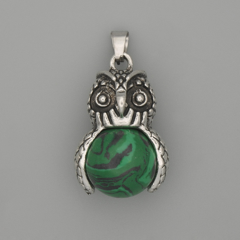 Přívěšek Sova, malachit, stříbrný kov, průměr 30×20 mm +-, délka 37 mm +