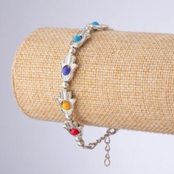 Náramek „Dlaně Hamsy“ s barevnými korálky, délka 16–21 cm ± za 1 ks