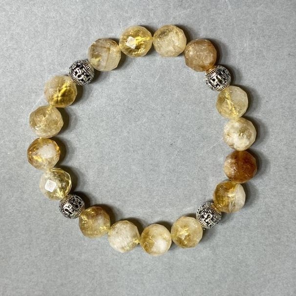 Náramek z citrínu, brusované korálky 10 mm ± s kovovými vsadkami, délka 18 cm ± elastický