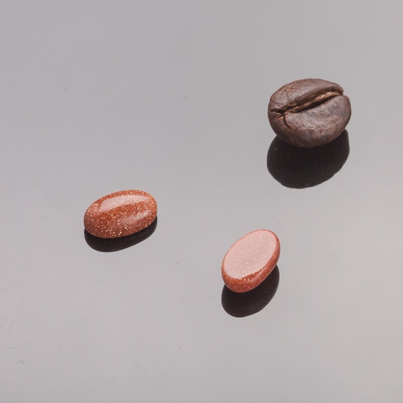 Kabošon mini oválný aventurin „Zlatý písek“, průměr 8×5 mm
