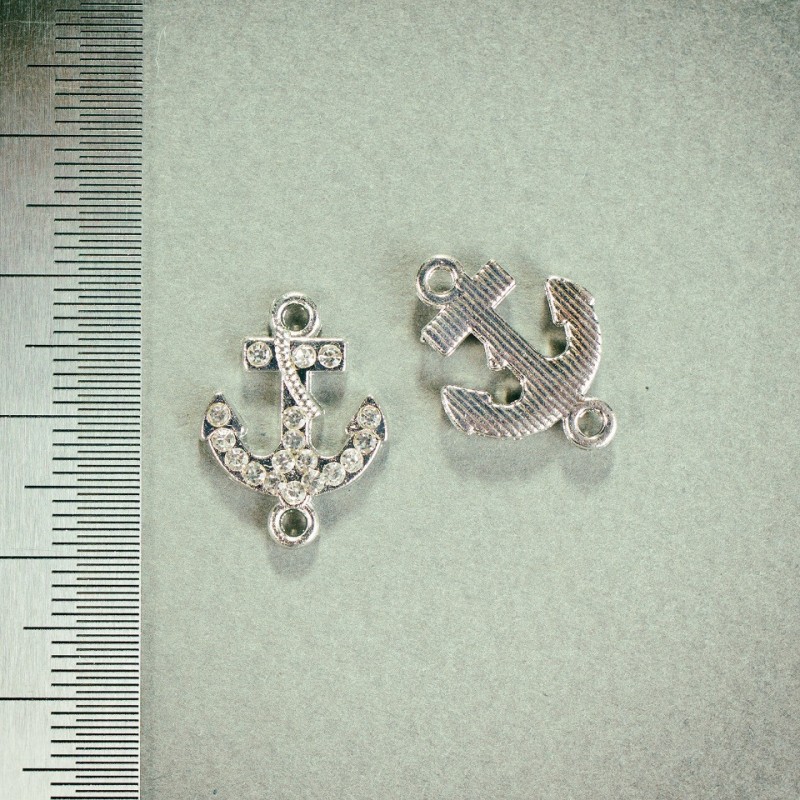 Přívěšek-konektor Kotva se štrasami, barva kovu 'stříbro', 1,8×1,3 mm, balení 4 ks