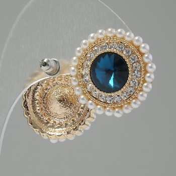Náušnice se smaragdovým krystalem «Rivoli», průměr 10 mm, délka 22 mm