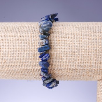 Náramek z přírodního lazuritu, drobné úlomky, průměr 9 × 4 mm, délka 18 cm, elastický