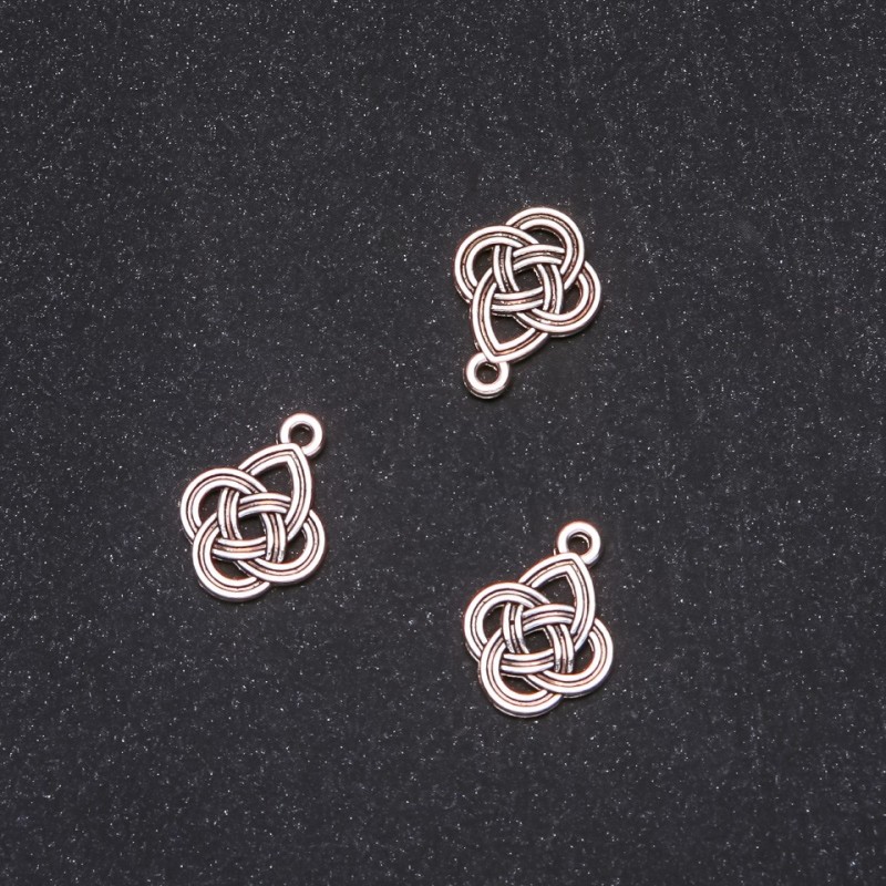 Přívěšek 13×17 mm, balení 20 g ± 20 ks