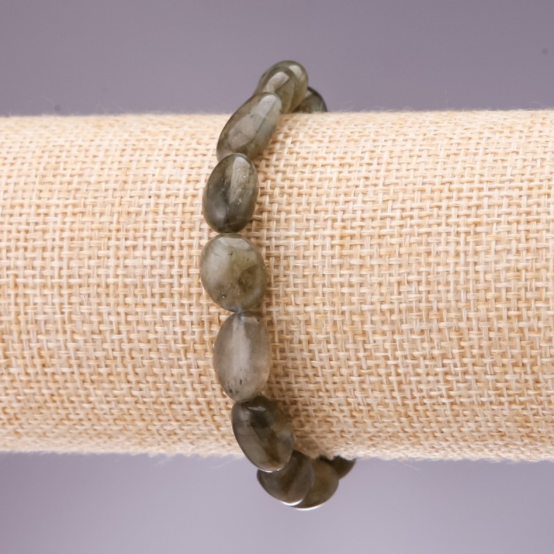Náramek z přírodního labradoritu, facetovaný, průměr korálků 8×12 mm (±), délka 18 cm na gumičce