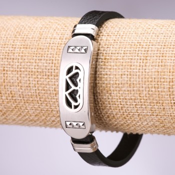 Браслет еко шкіра Серця, довжина 20см, товщина 10мм колір "родій"