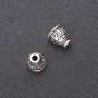 Koncovka - klobouček na korálky 9×7×4 mm, vnitřní průměr 2,5–4 mm, balení 20 g (24+ kusů). Barva: stříbrný kov