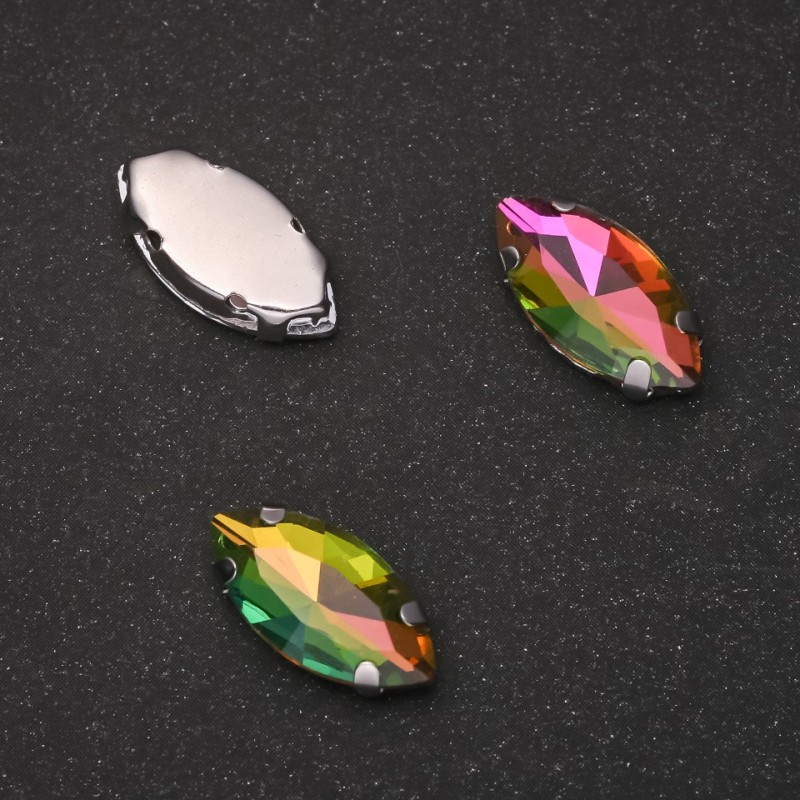 Cena za balení / 10 ks. Přišívací krystal v čepičce, oválný 7×15 mm, růžovo-zelený