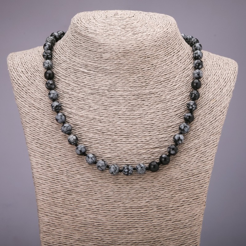 Náhrdelník ze sněžného obsidiánu «Slzy Apačů», hladké kuličky, průměr 8 mm, délka 48 cm