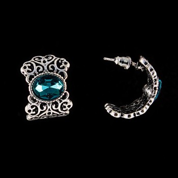 Peckové náušnice půlkruhové, krajkové, s oválnými krystaly smaragdu / pod stříbro / 20 × 15 mm