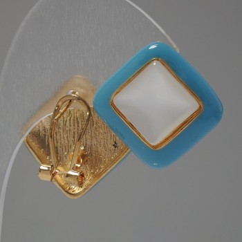 Náušnice pecky ve tvaru rombu s modrým smaltem a kabosonem «kočičí oko», zlatý kov, 25 mm