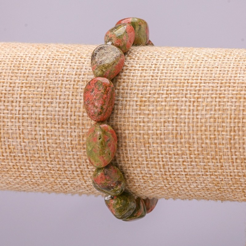 Náramek na gumičce z jaspisu heliotropu (unakit), galetovaný, průměr 8×14 mm (+/−), délka 18 cm