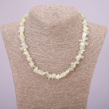 Náhrdelník z onyxu – drobné kousky, průměr cca 7 mm, délka 45 cm