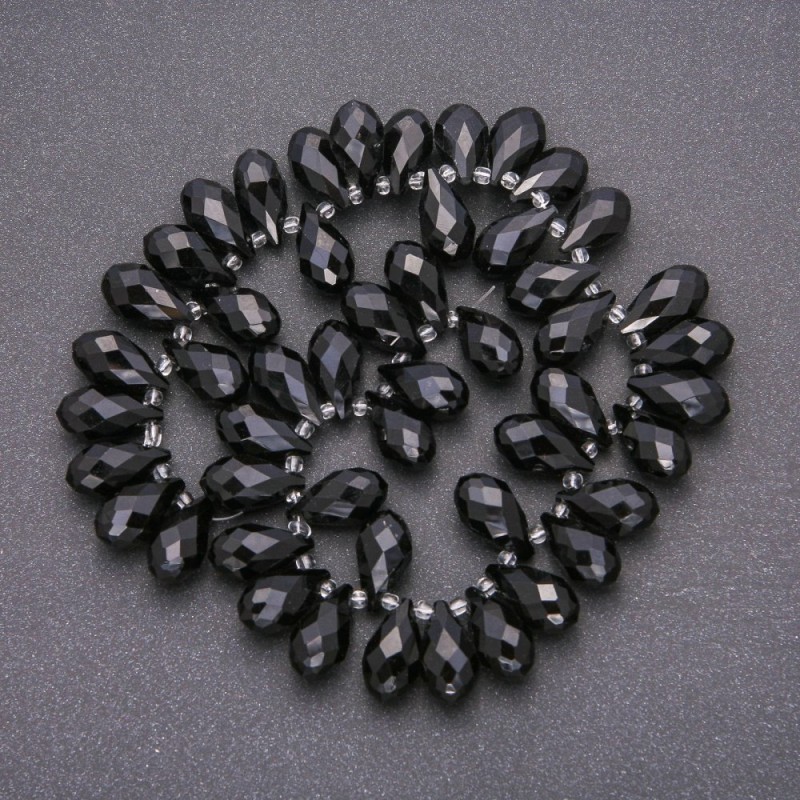 Korálky z českého křišťálu na šňůrce ve tvaru motýla, průměr 10×18 mm, délka 33 cm