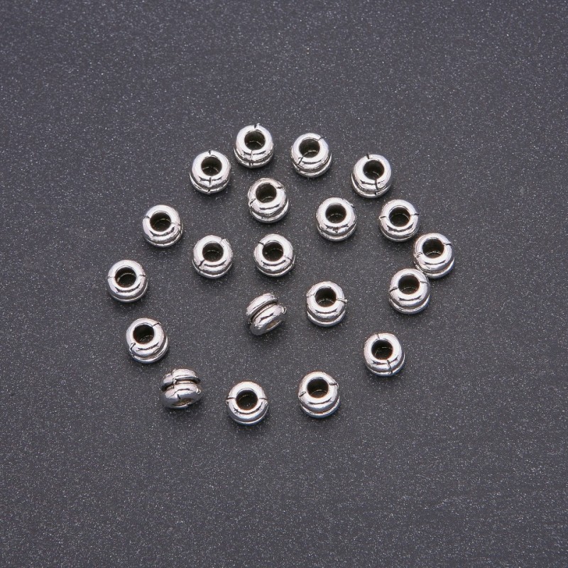 Korálka–vloženka, průměr 6 mm, balení 20 g ± 34 ks