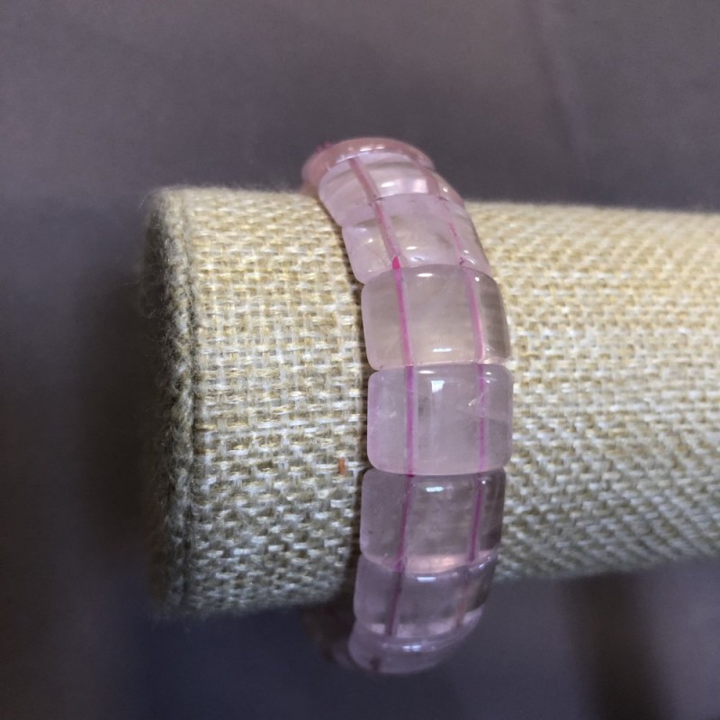 Náramek na gumičce z přírodního růžového křemene, oválné korálky 15×11 mm+