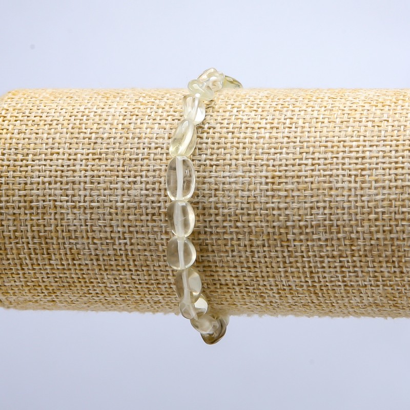 Náramek z bílého citrínu na elastické gumičce s fasetovanými korálkami, průměr 6–8 mm (+-), délka 18 cm
