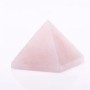 Pyramidový suvenýr z přírodního kamene, růžový křemen, délka 20 mm ±, šířka 30 mm ±