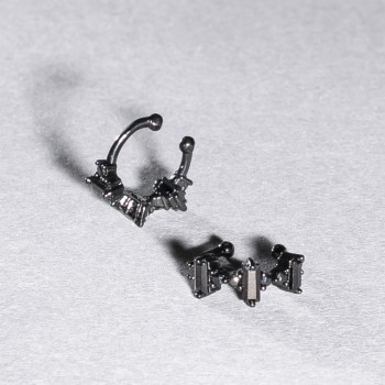 Klipové náušnice Xuping s černým rhodiem a černými kamínky a černými krystaly 5×12 mm +