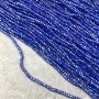 Korálky Český křišťál na šňůrce, modře průsvitné s benzínovým leskem, brusovaný rondel, průměr 3×2,5 mm, délka 36 cm
