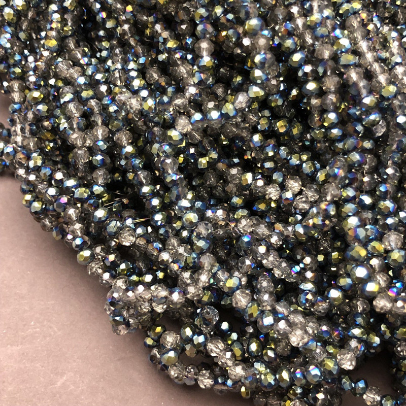 Korálky českého křišťálu na niti – mix šedé a čiré, facetované rondely, průměr 3,5×3 mm, délka 36–38 cm