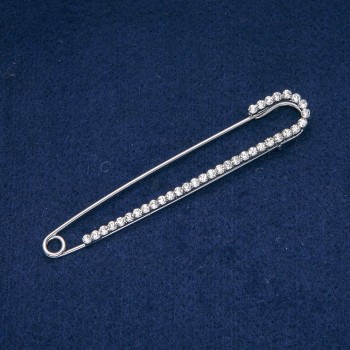 Brož-špendlík se šedými štrasovými kamínky, stříbrný kov 16×101 mm