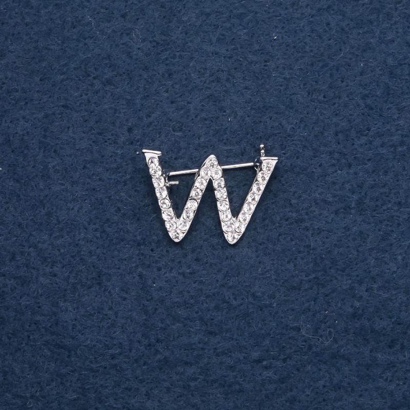 Brož s iniciálou «W» 29×20 mm, barva kovu «stříbro»
