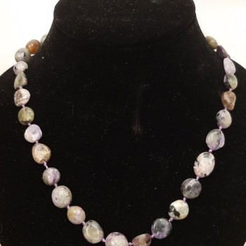 Náhrdelník z čaroitu, přírodní kámen, fazetované korálky, průměr 10×12 mm, délka 50 cm