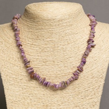 Náhrdelník z fosfosideritu – drobný kousek 8×3 mm, délka 46–49 cm