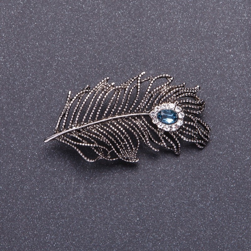 Brož „Stříbrné pero“ barva kovu stříbrná 5×2,5 cm