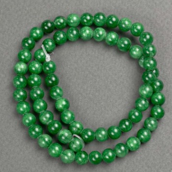 Korálky chrysoprasu (akryl) na niti – hladké kuličky, průměr 6,5 mm, délka 40 cm