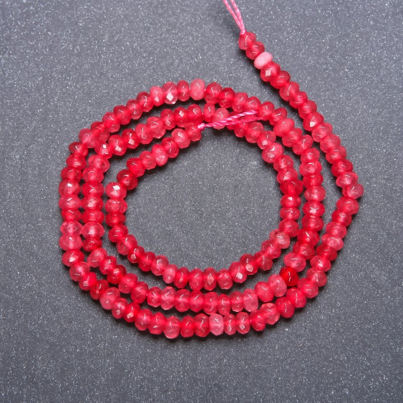 Korálky turmalínu (syntetické) brusované rondelky, průměr 4×3 mm, délka šňůry 38 cm