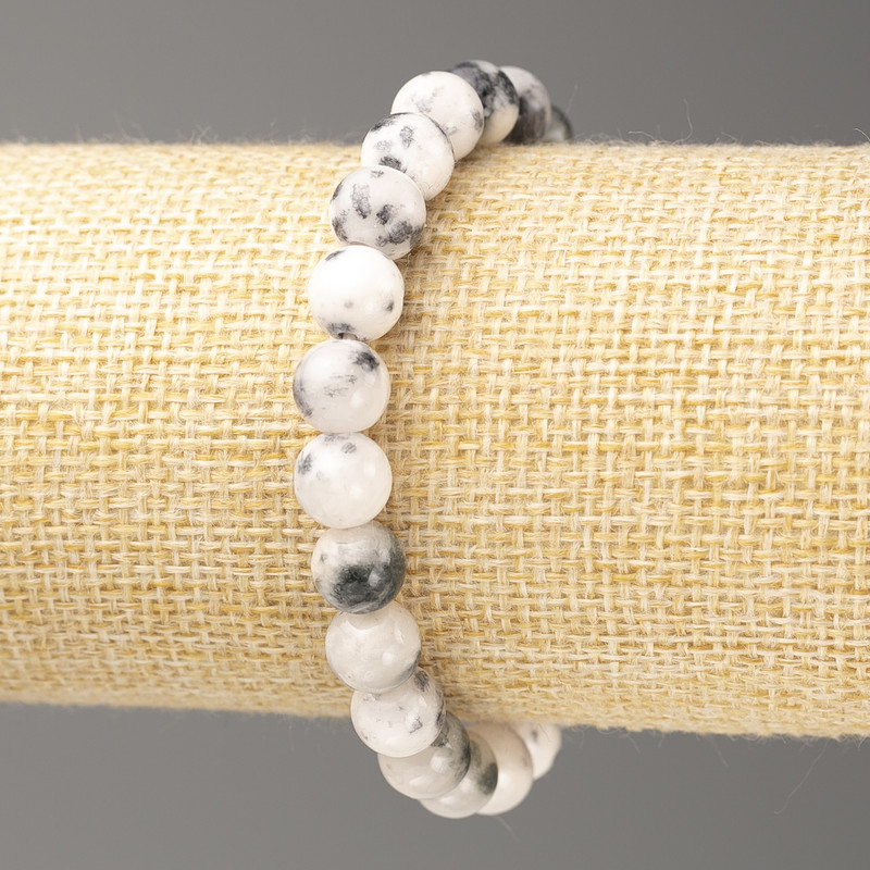 Náramek šedo-bílý oceánský nefrit (umělý akryl), průměr 8 mm ±, délka 18 cm ±, hladká kulička na elastické šňůrce